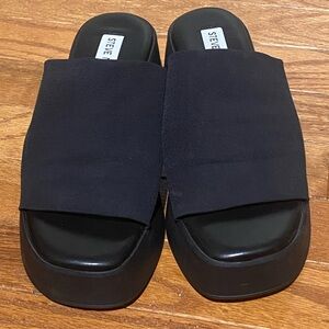 Black Steve Madden platform slide sandals